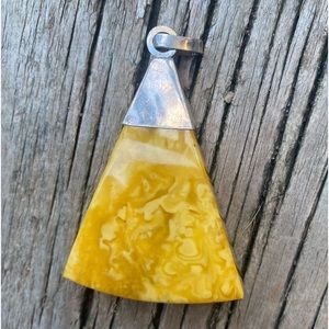 Compelling Triangle Yellow Gemstone Pendant